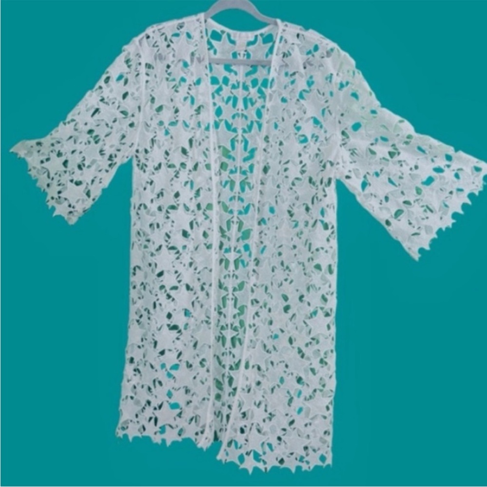 House of Harlow 1960 White Laser-Cut Floral Swim Coverup - Picture 2 of 2